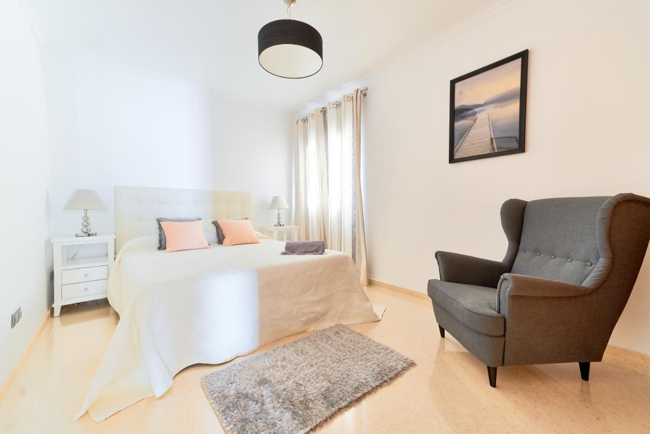 Poseidon Malaga Apartamento De Lujo Bagian luar foto