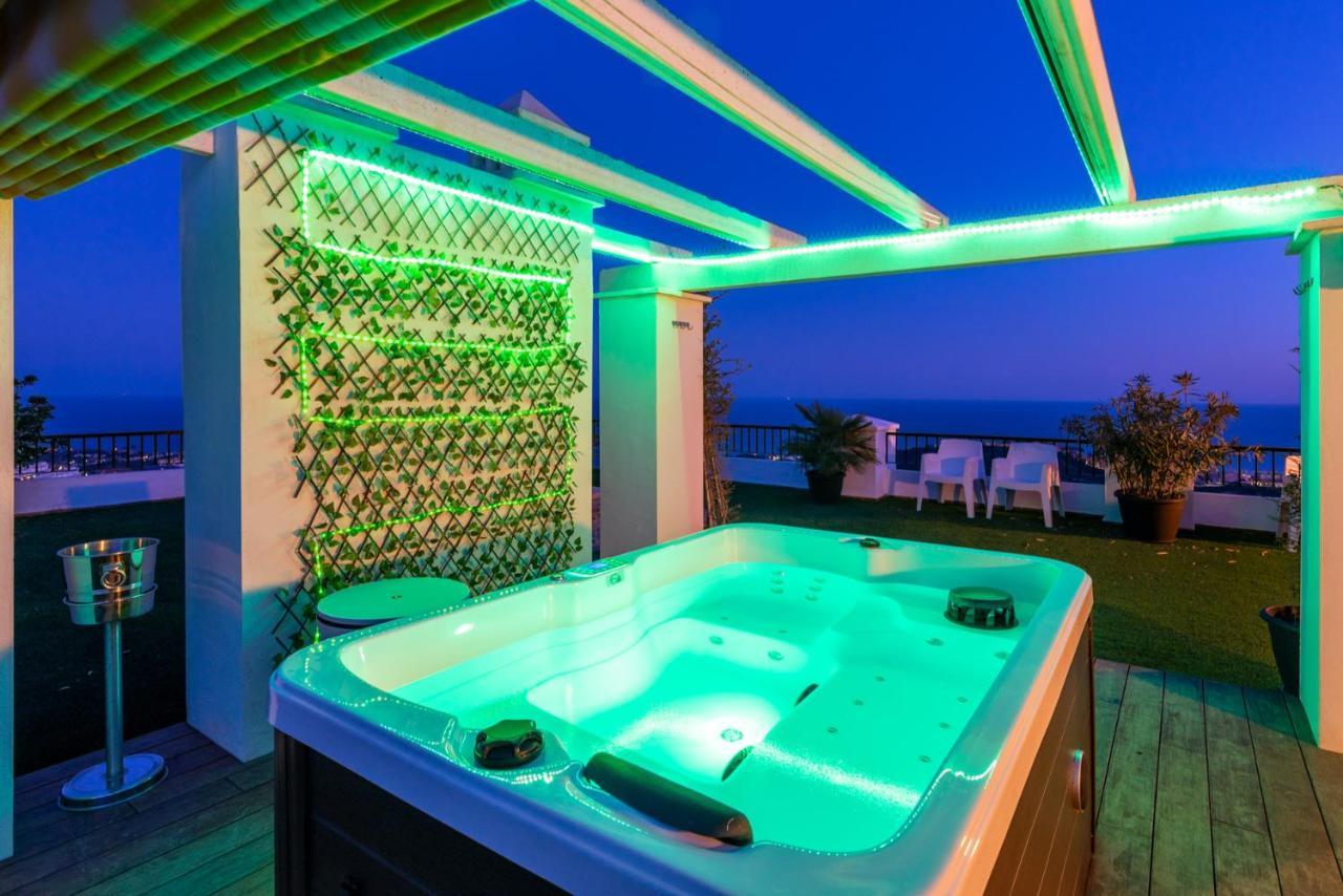 Poseidon Malaga Apartamento De Lujo Bagian luar foto