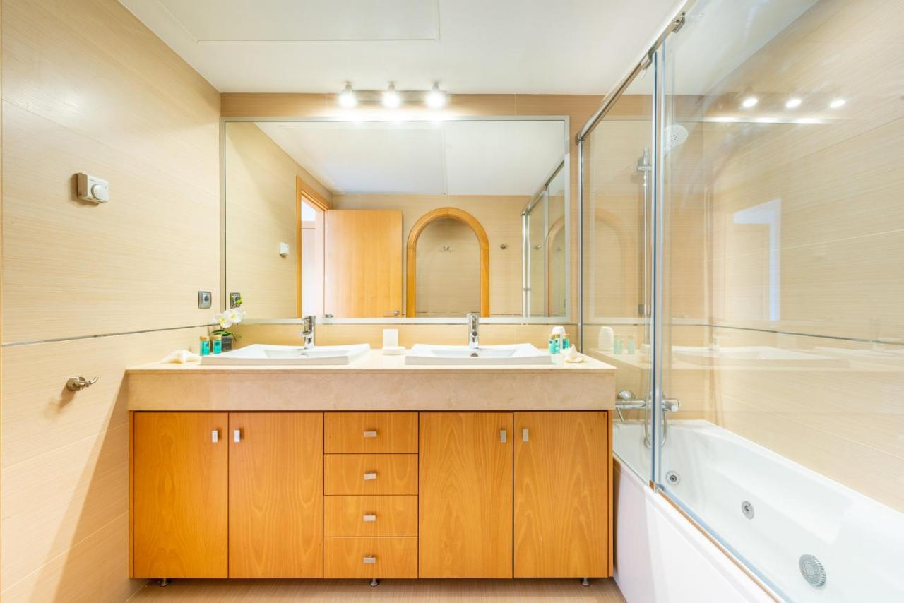 Poseidon Malaga Apartamento De Lujo Bagian luar foto
